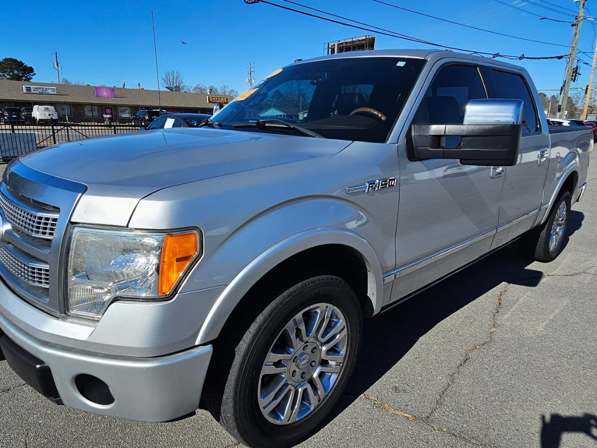 2010 Ford F-150 Platinum's photo