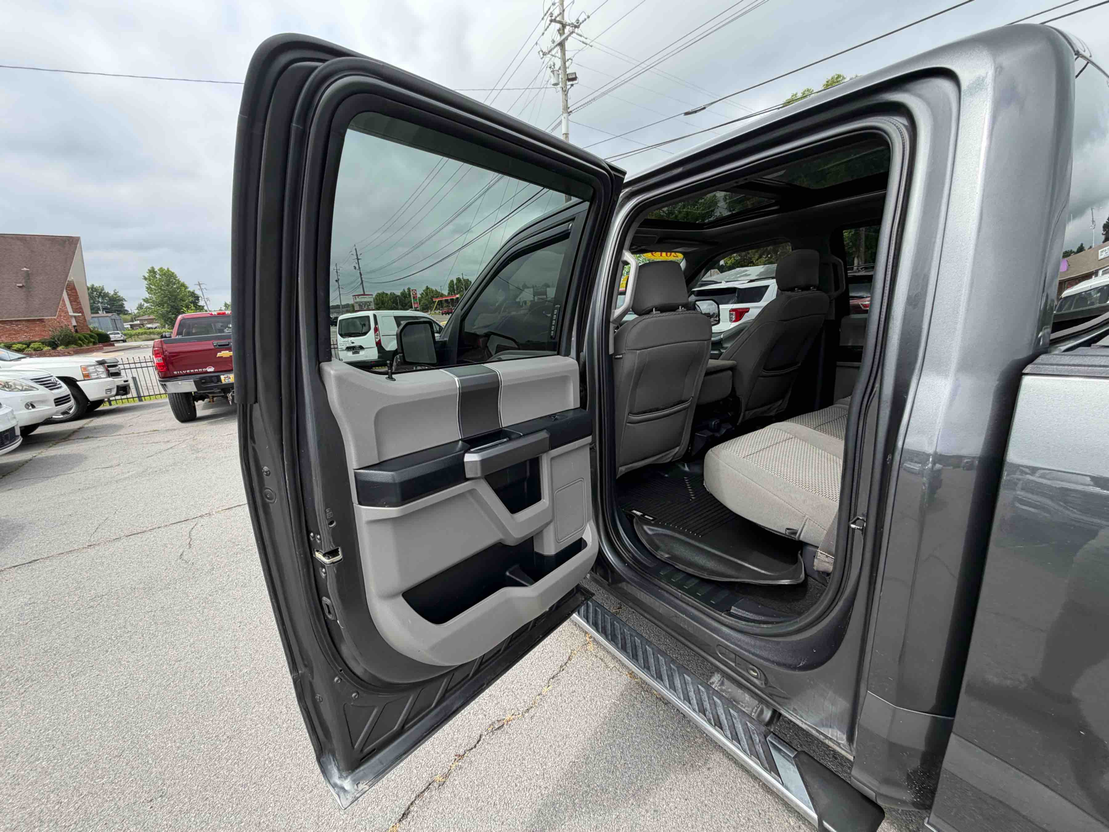 2019 Ford F-150 representative vehicle photo