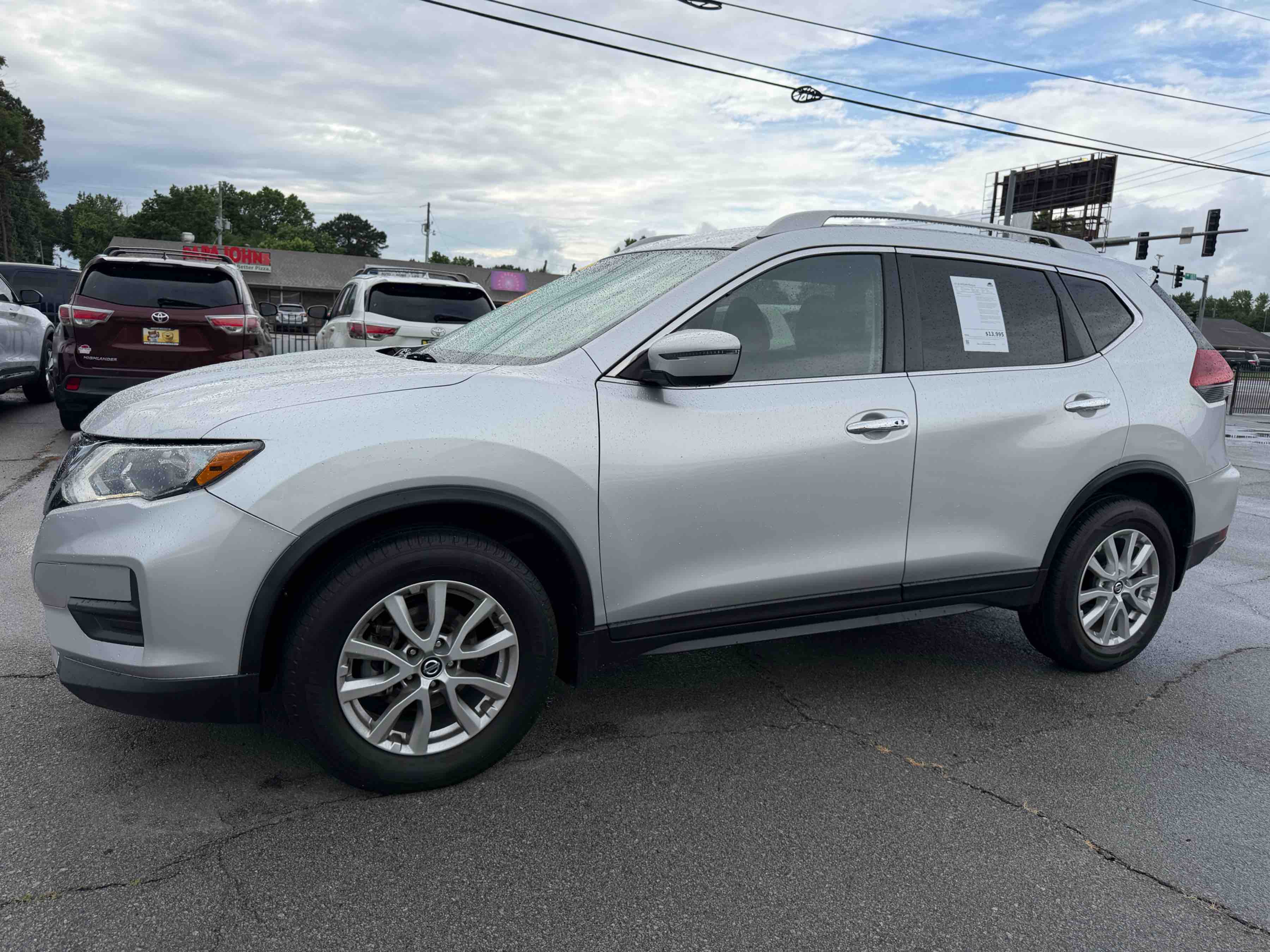 2018 Nissan Rogue SV AWD's photo
