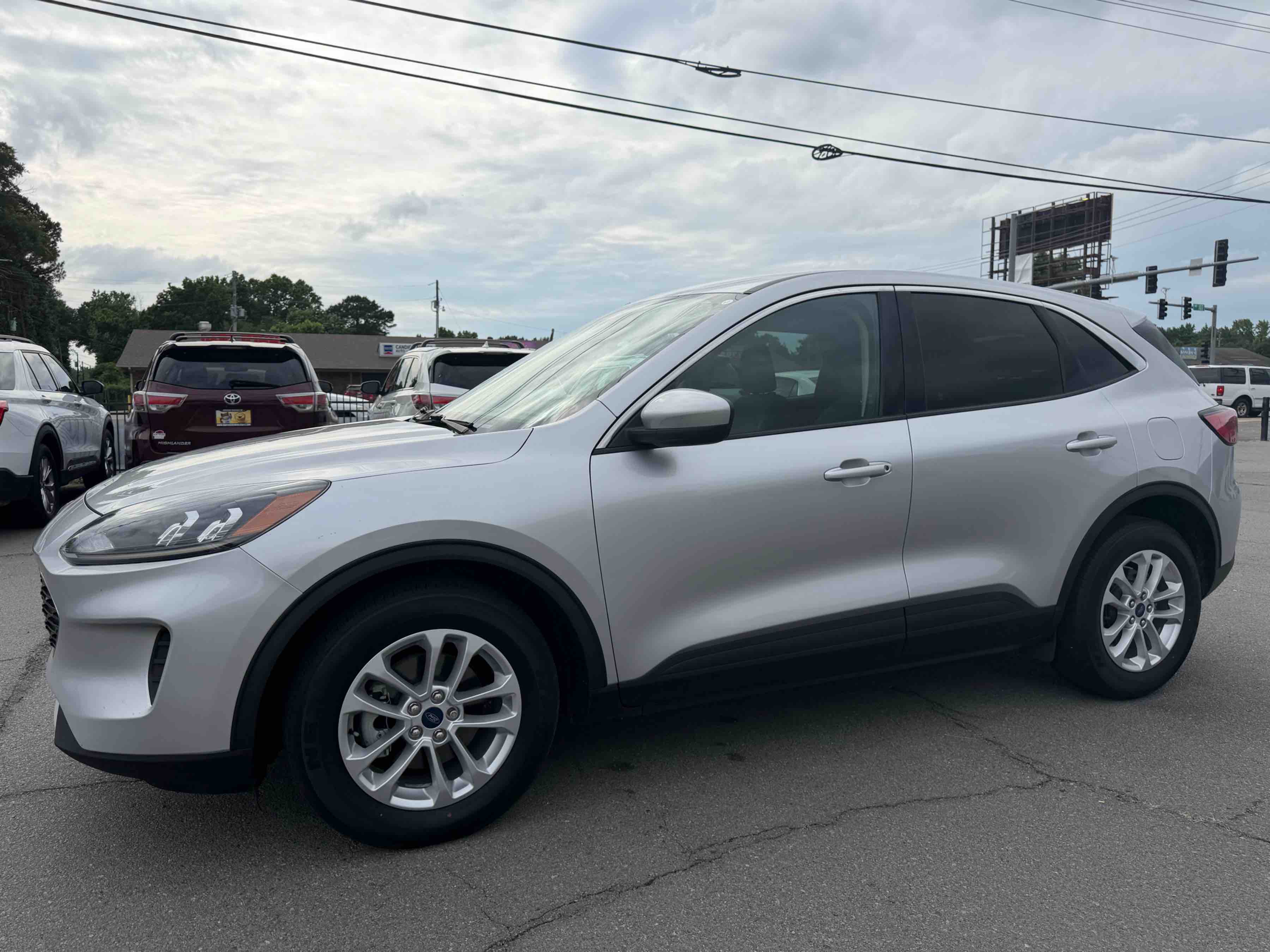 2020 Ford Escape SE FWD's photo