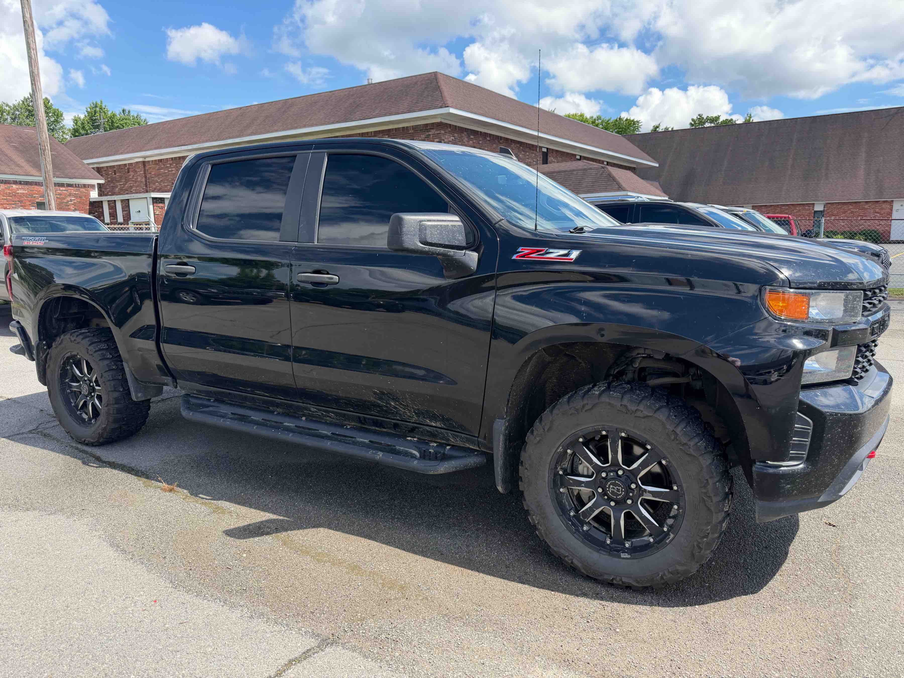 2019 Chevrolet Silverado 1500 Custom Trail Boss 4X4 Crew Cab Short Box's photo