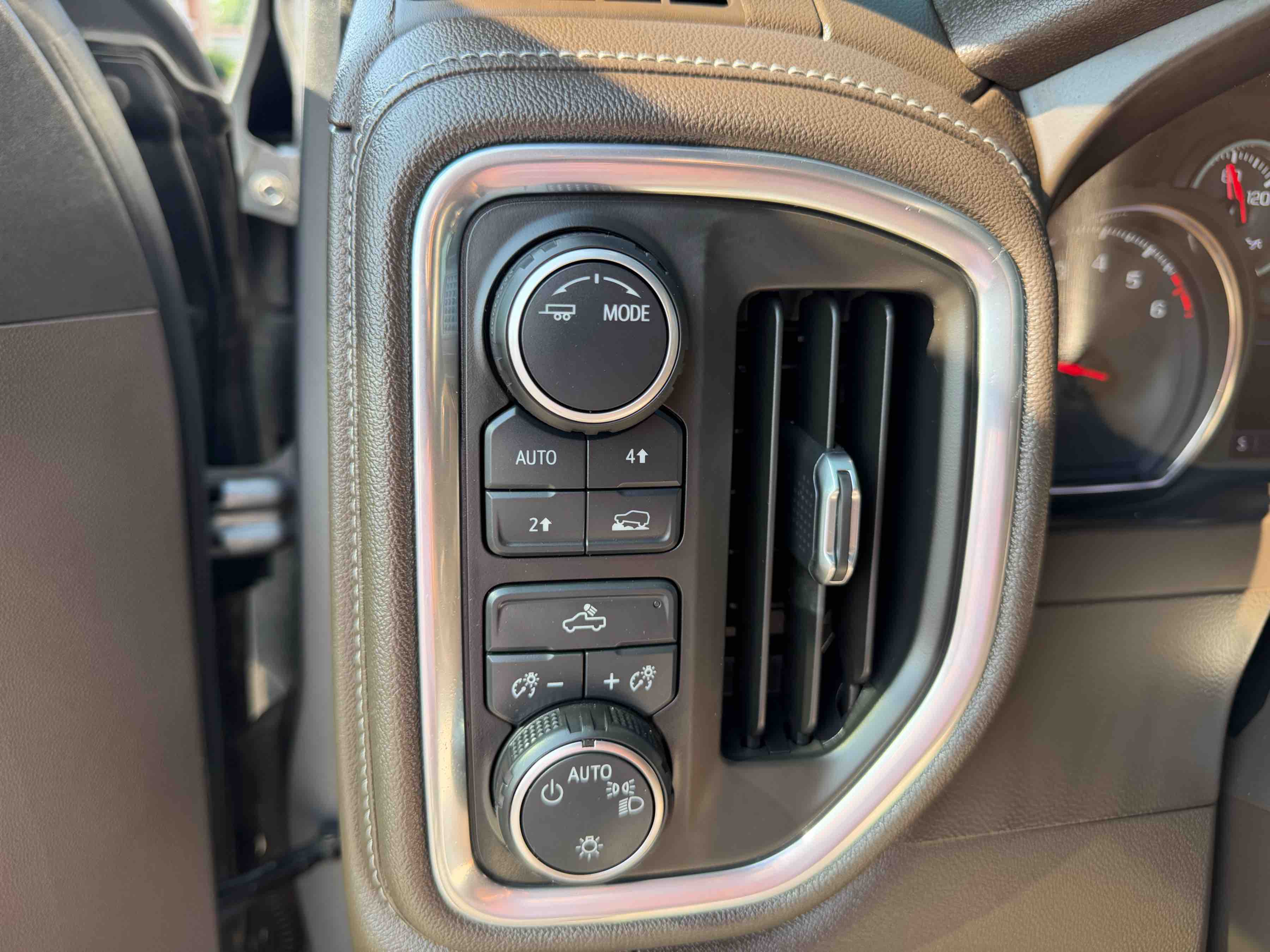 2020 Chevrolet Silverado representative vehicle photo