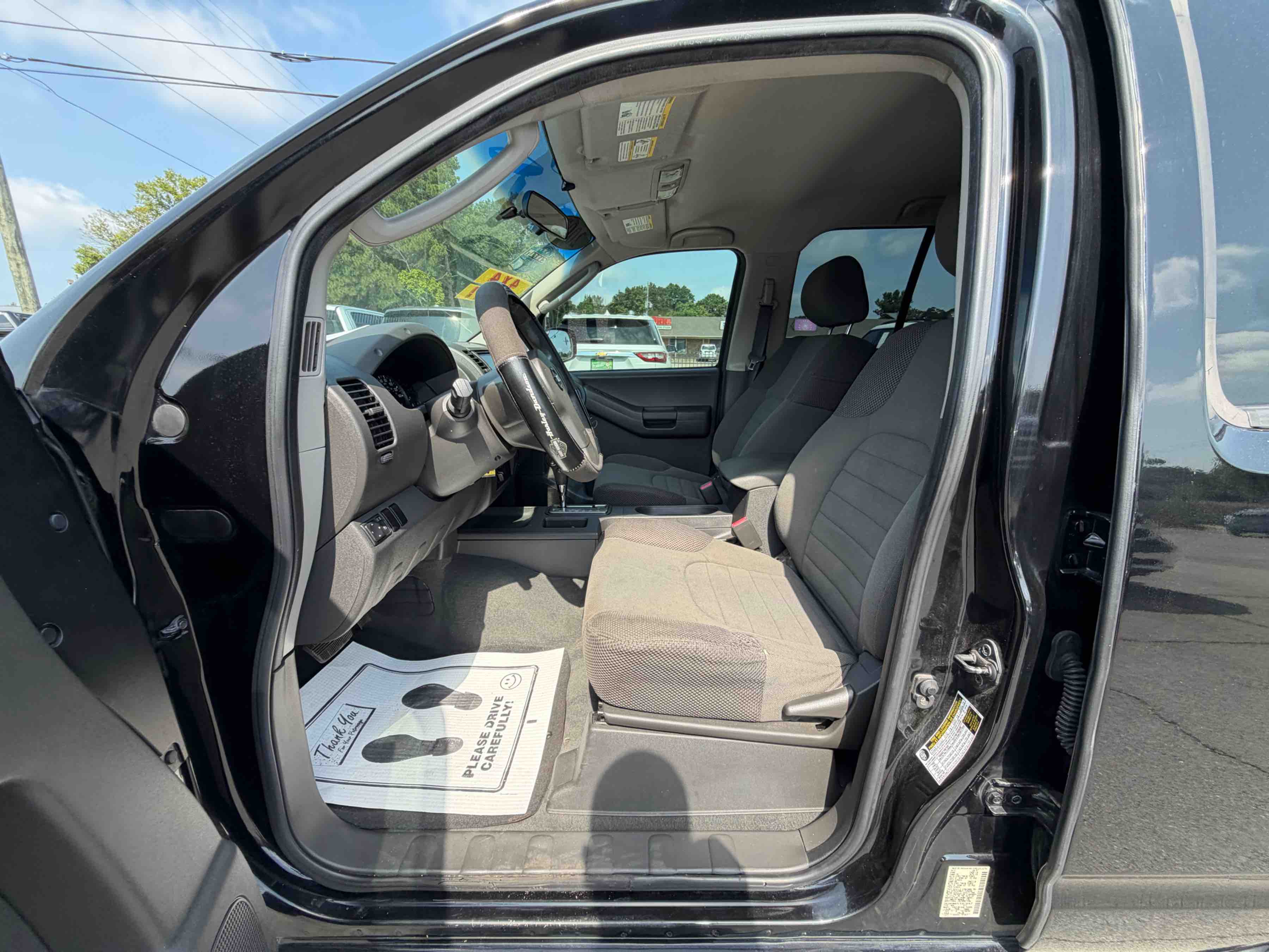 2007 Nissan Xterra representative vehicle photo