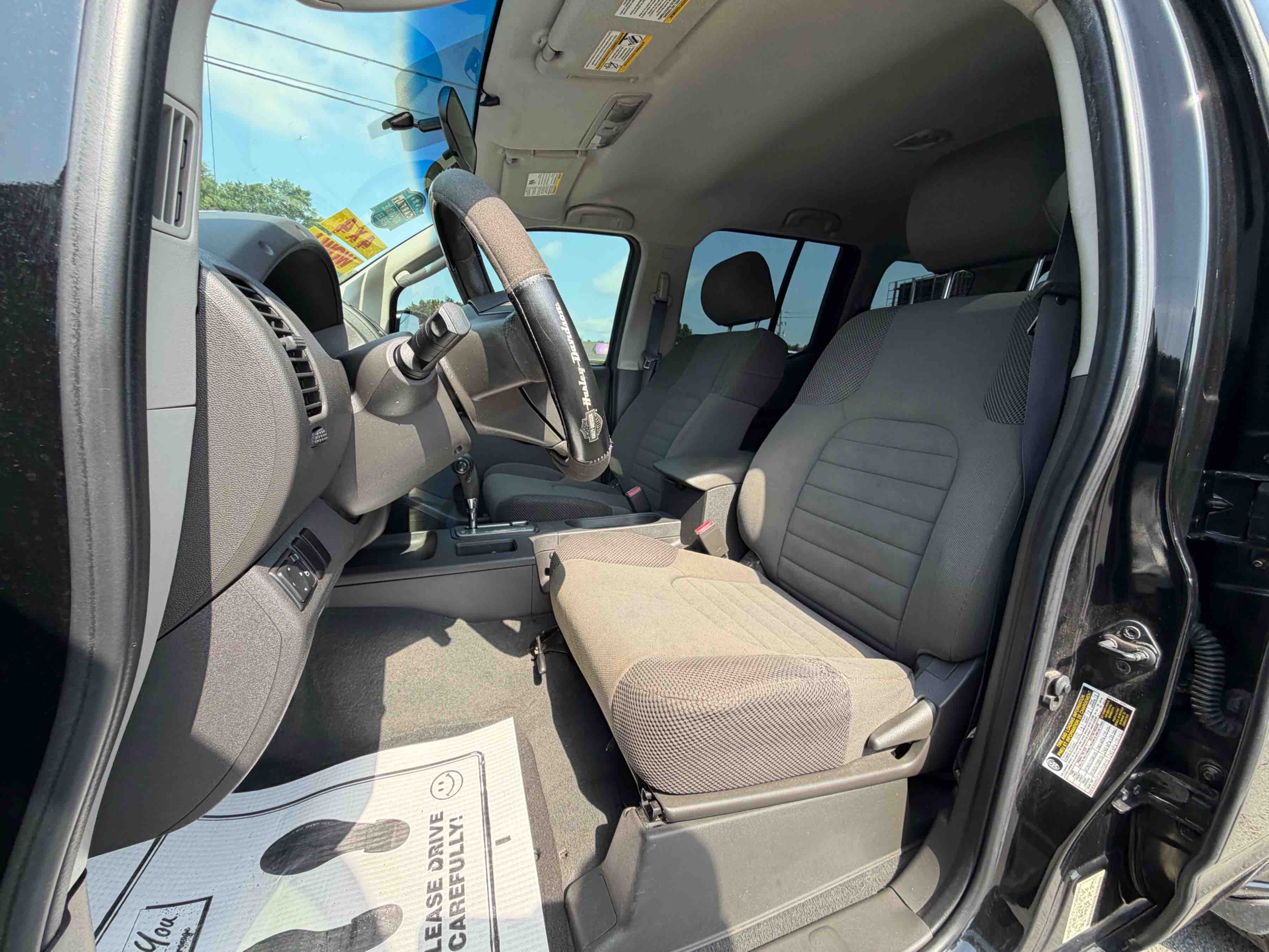 2007 Nissan Xterra representative vehicle photo