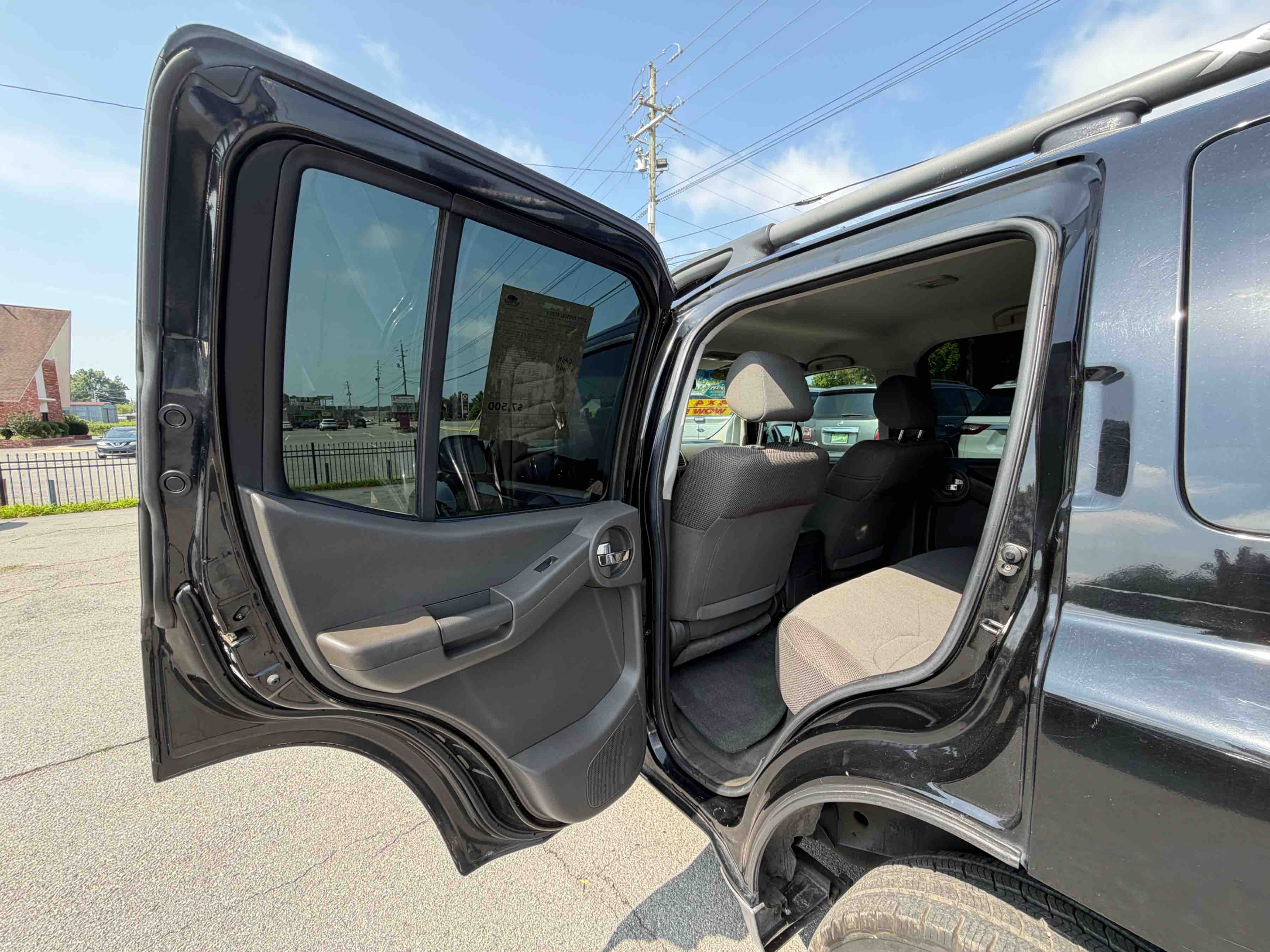 2007 Nissan Xterra representative vehicle photo