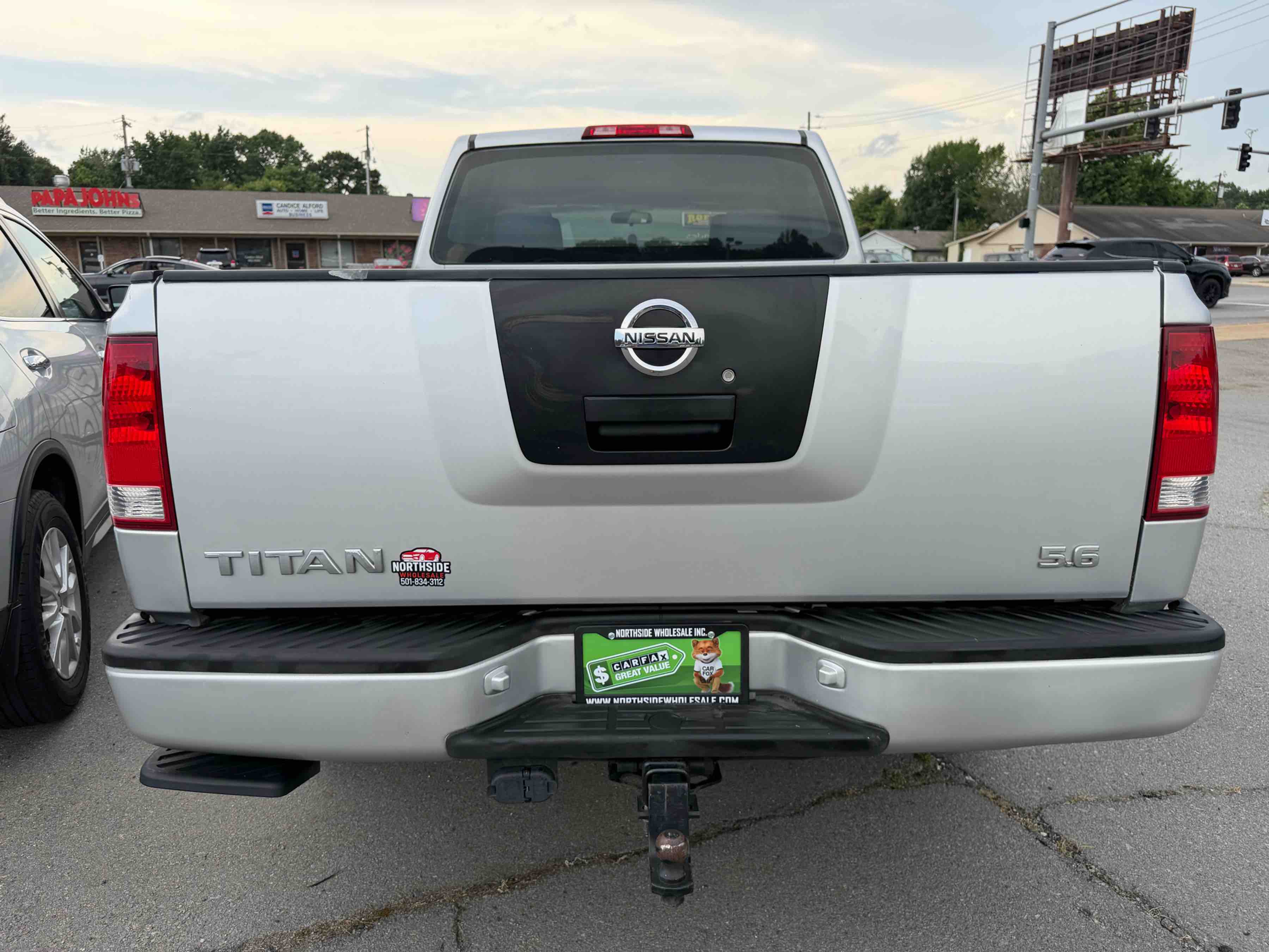 2006 NISSAN Titan LE photo 2