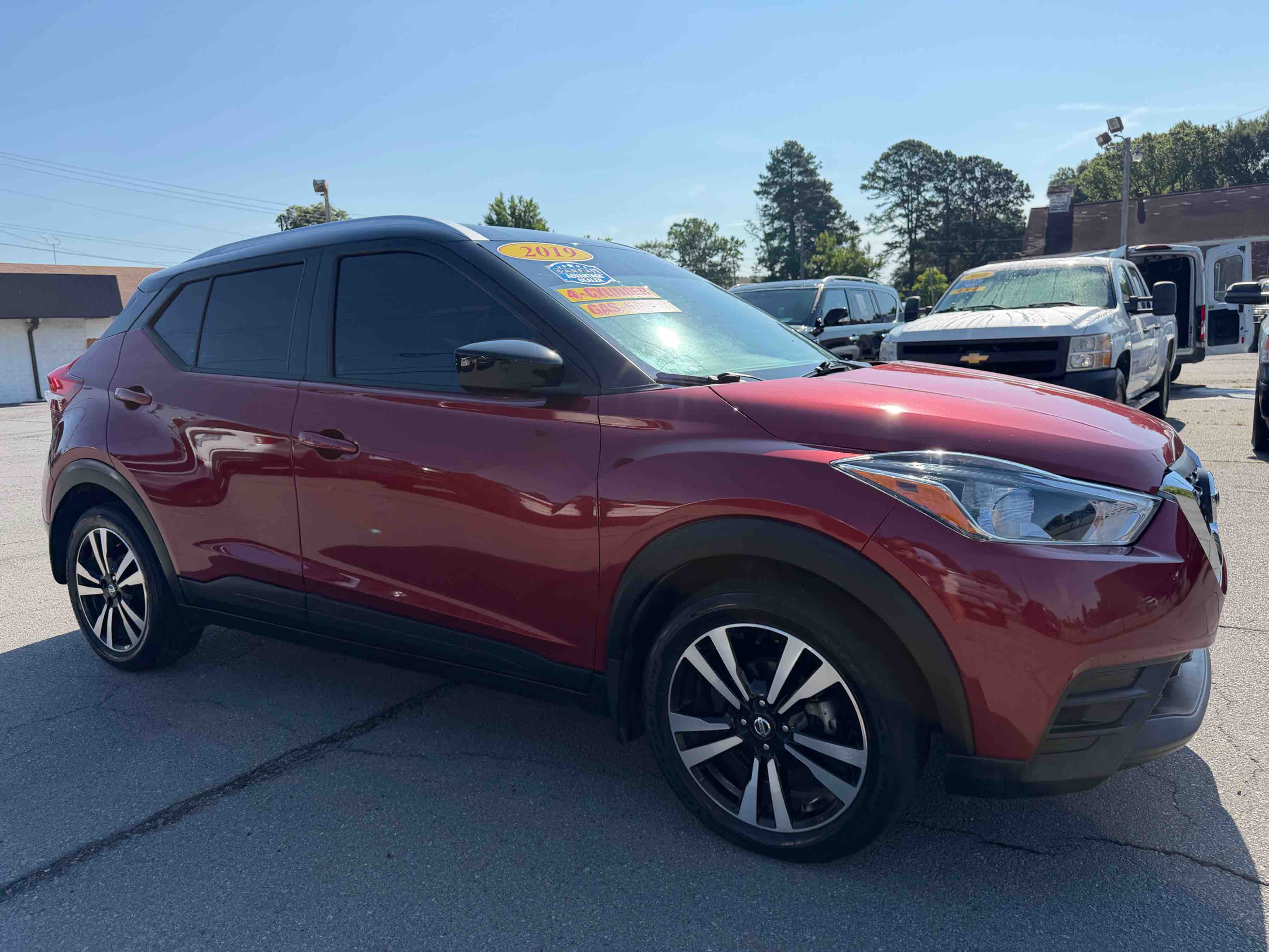 2019 NISSAN Kicks SV photo 3