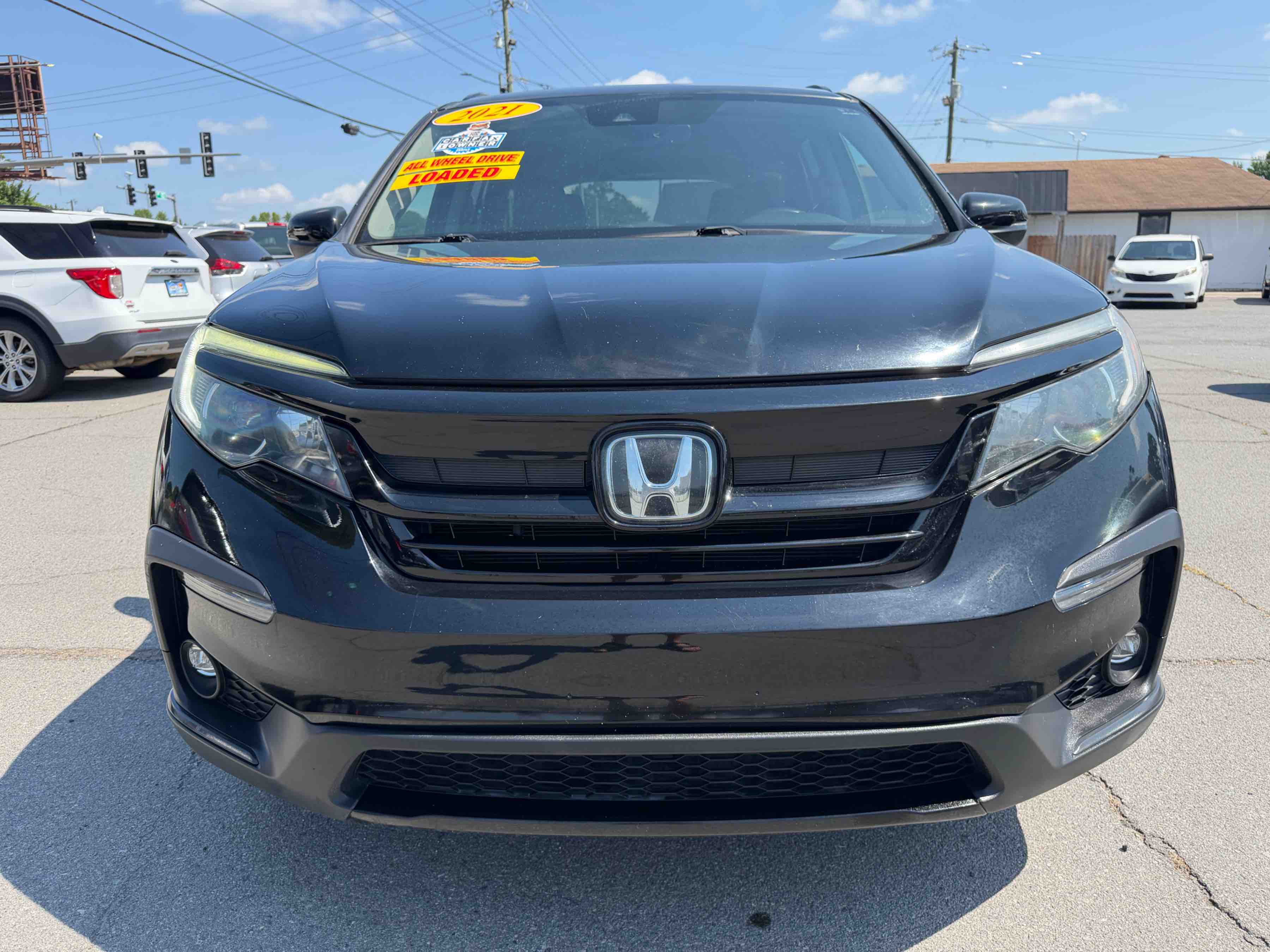 2021 HONDA Pilot SE photo 2