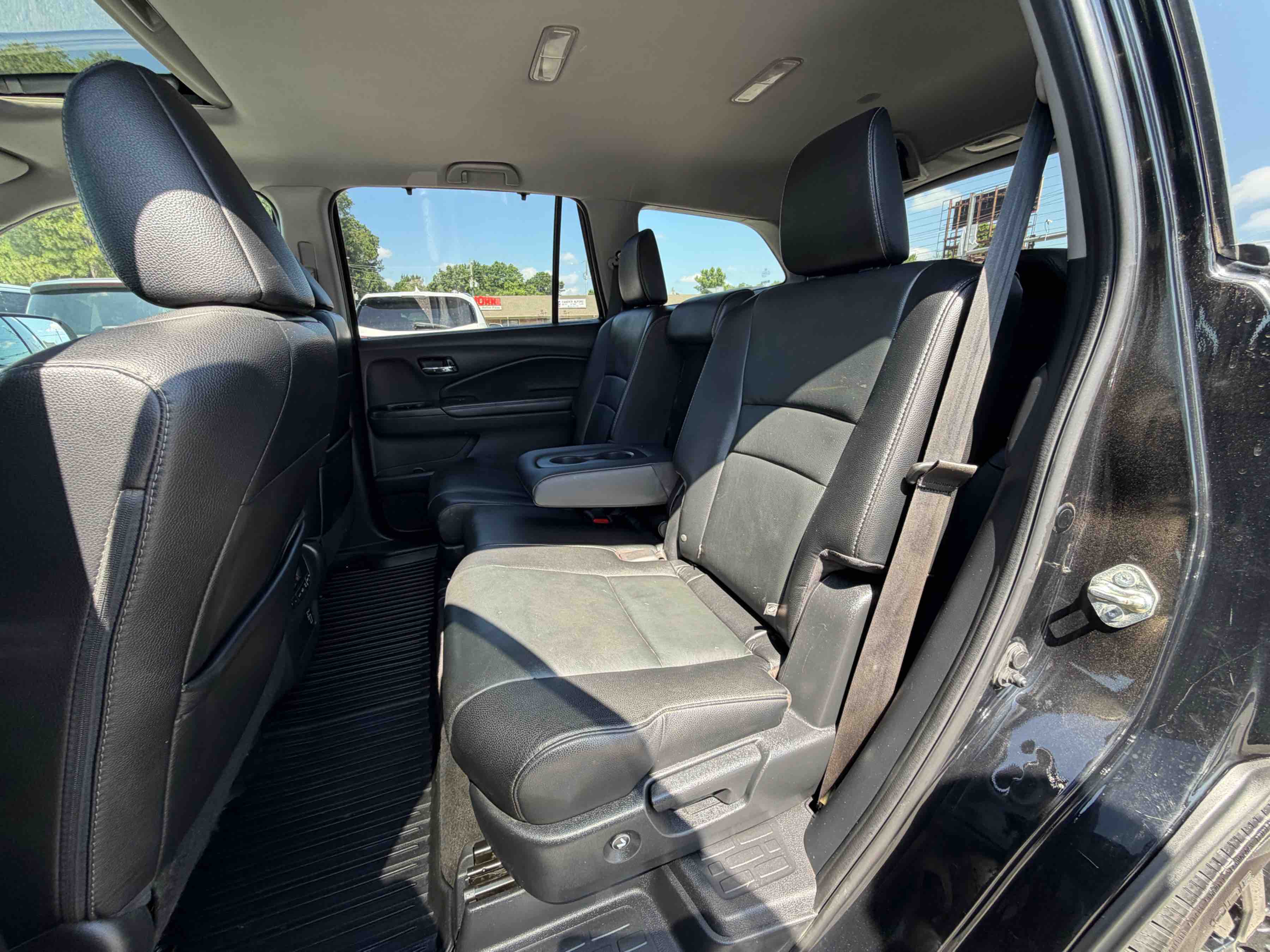 2021 Honda Pilot representative vehicle photo