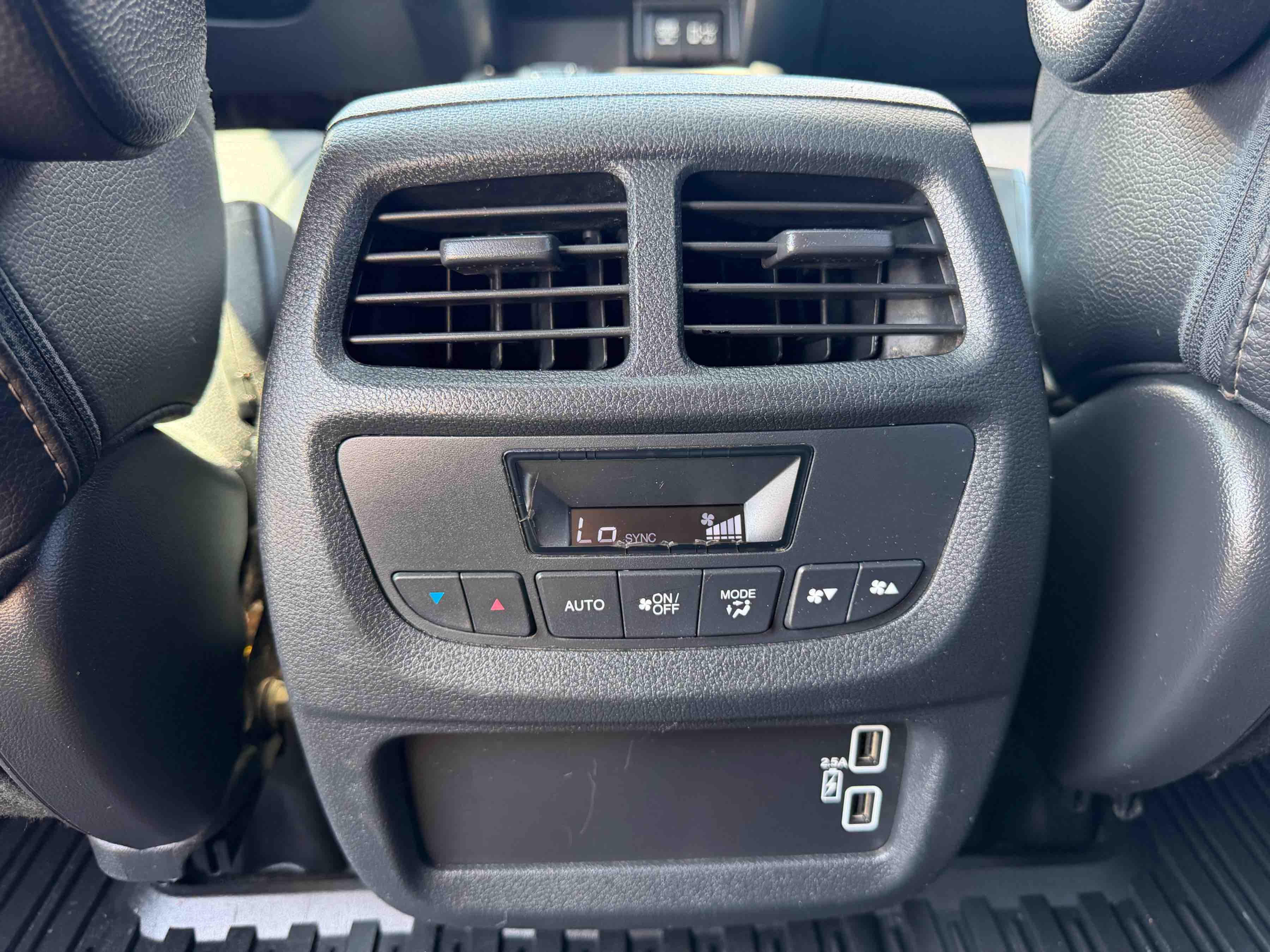 2021 Honda Pilot representative vehicle photo