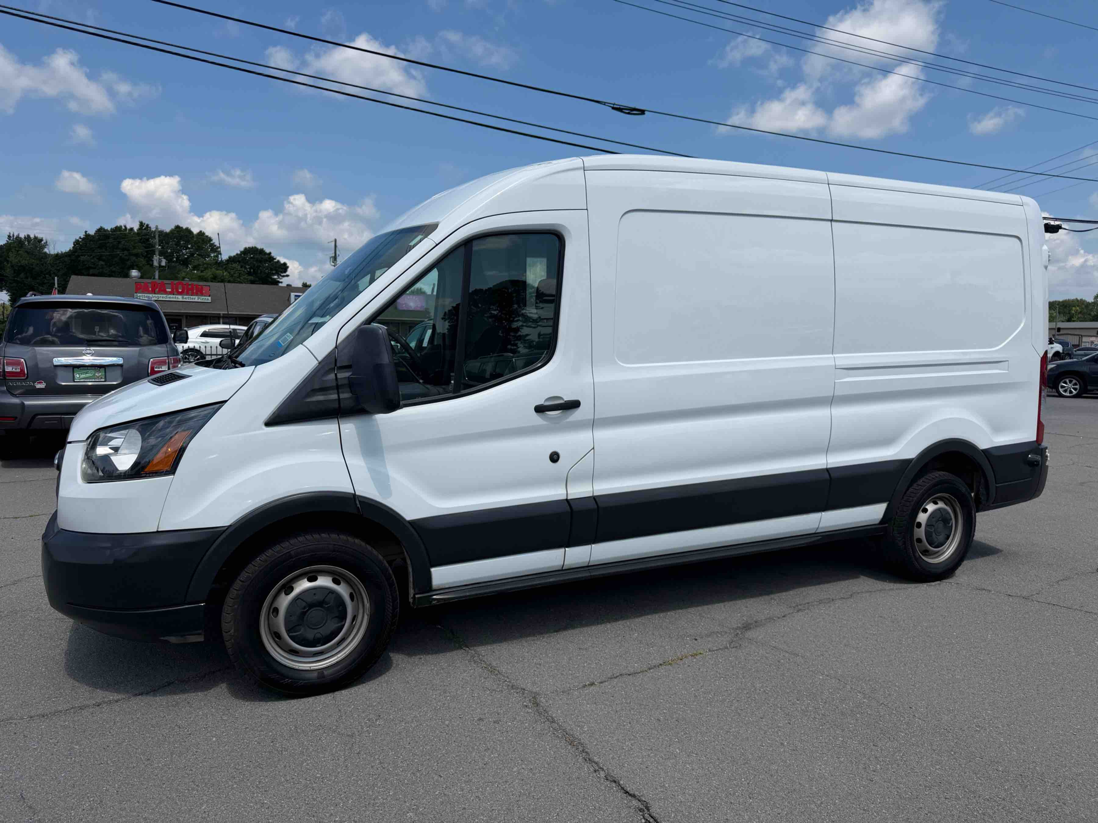 2018 FORD Transit 150 Medium Roof photo 1
