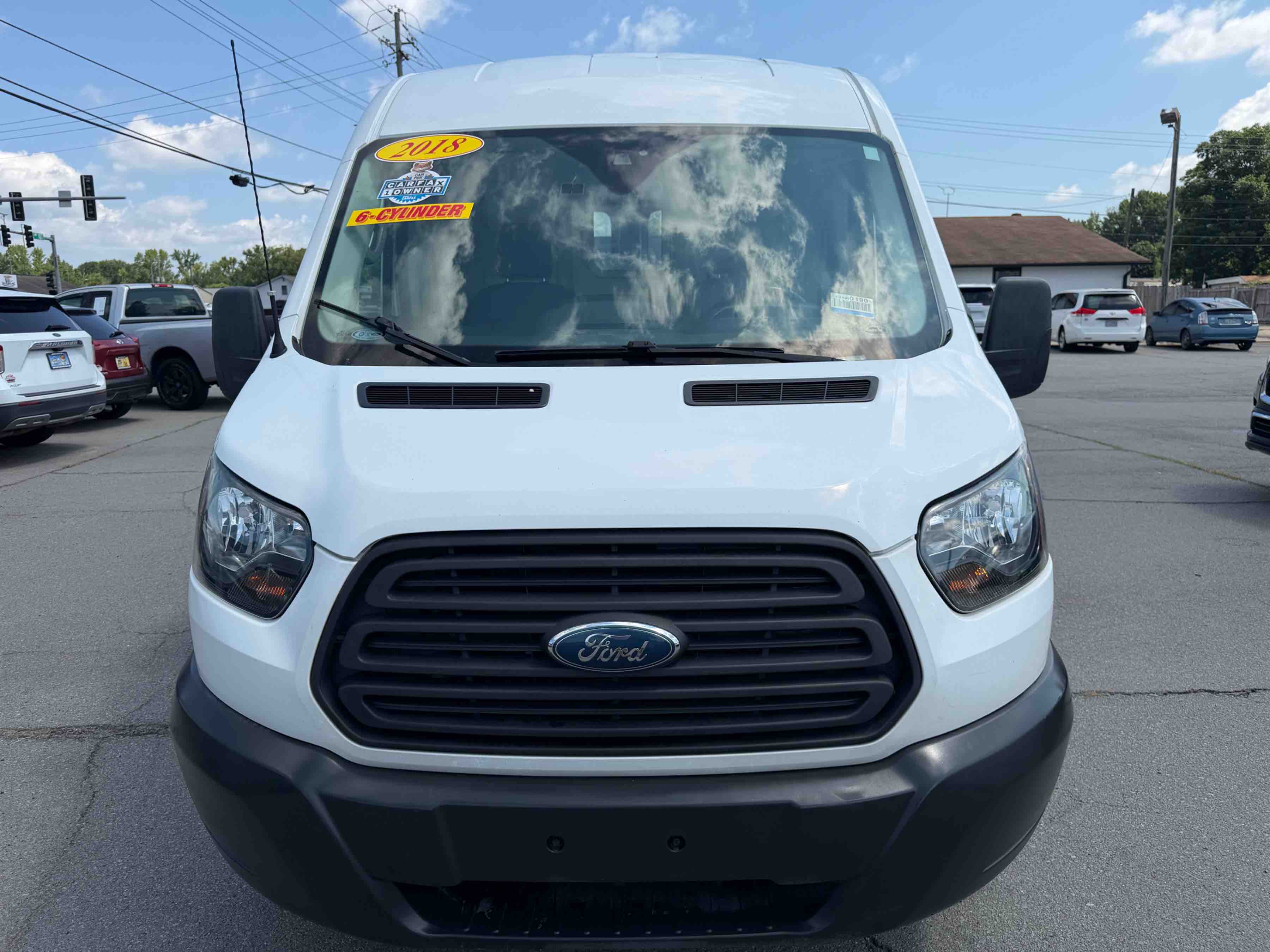 2018 FORD Transit 150 Medium Roof photo 2