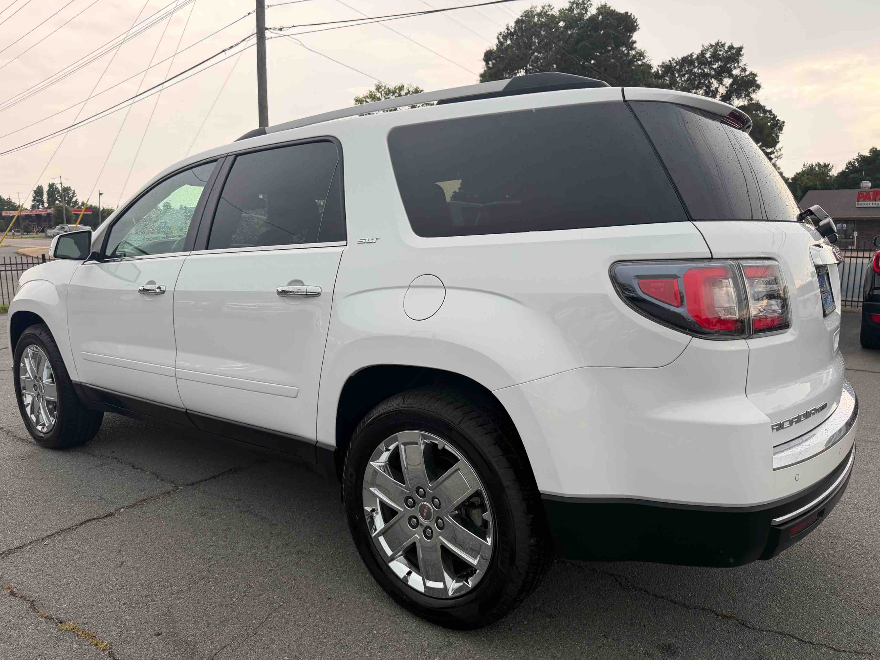 2017 Gmc Acadia representative vehicle photo