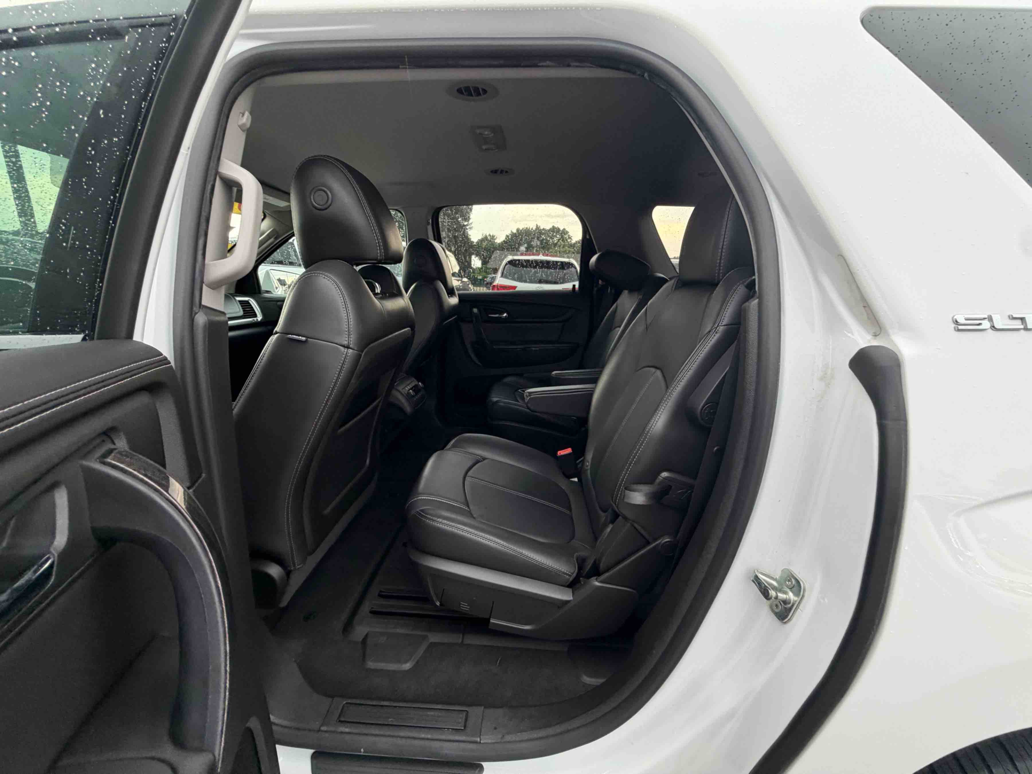 2017 Gmc Acadia representative vehicle photo