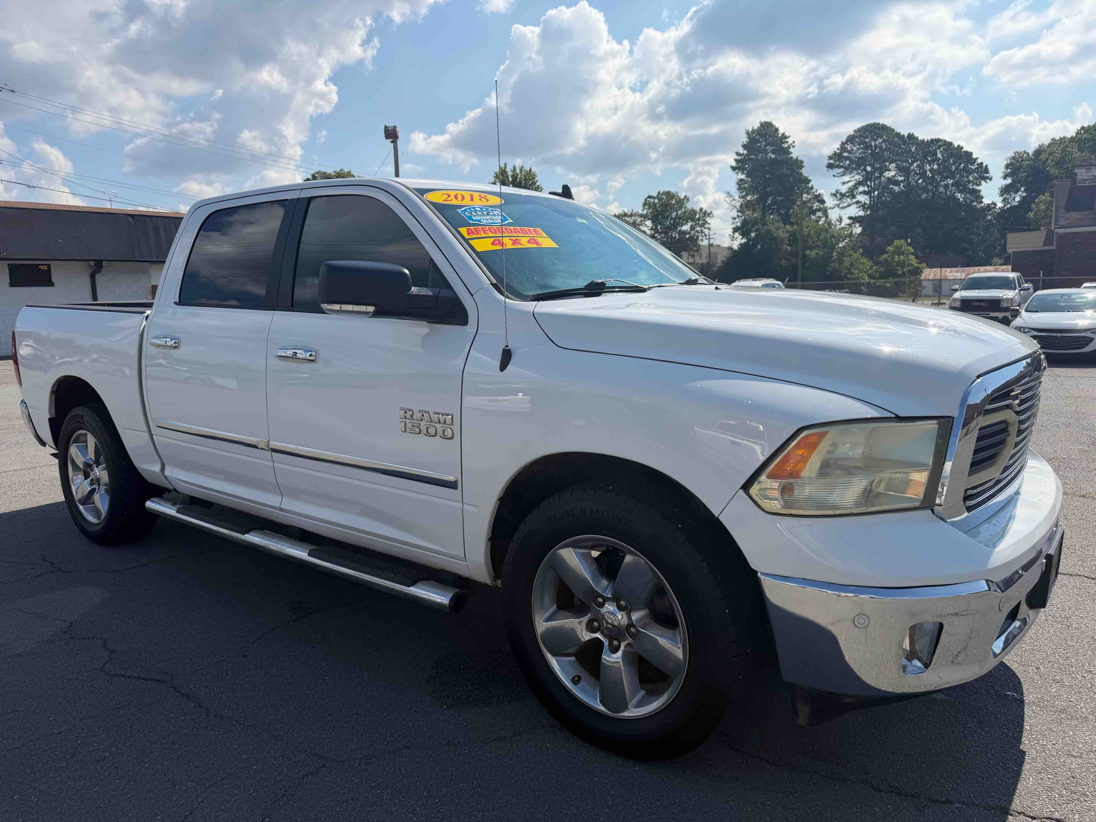 2018 RAM 1500 BIG HORN photo 3