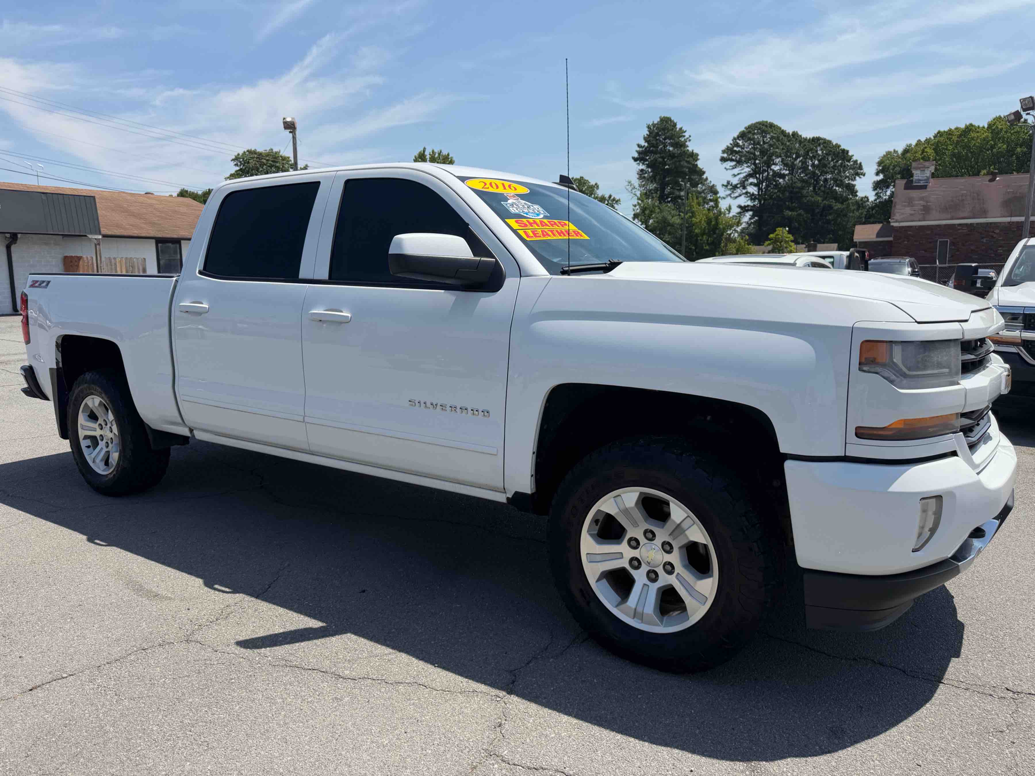 2016 CHEVROLET Silverado LT Z71 photo 3