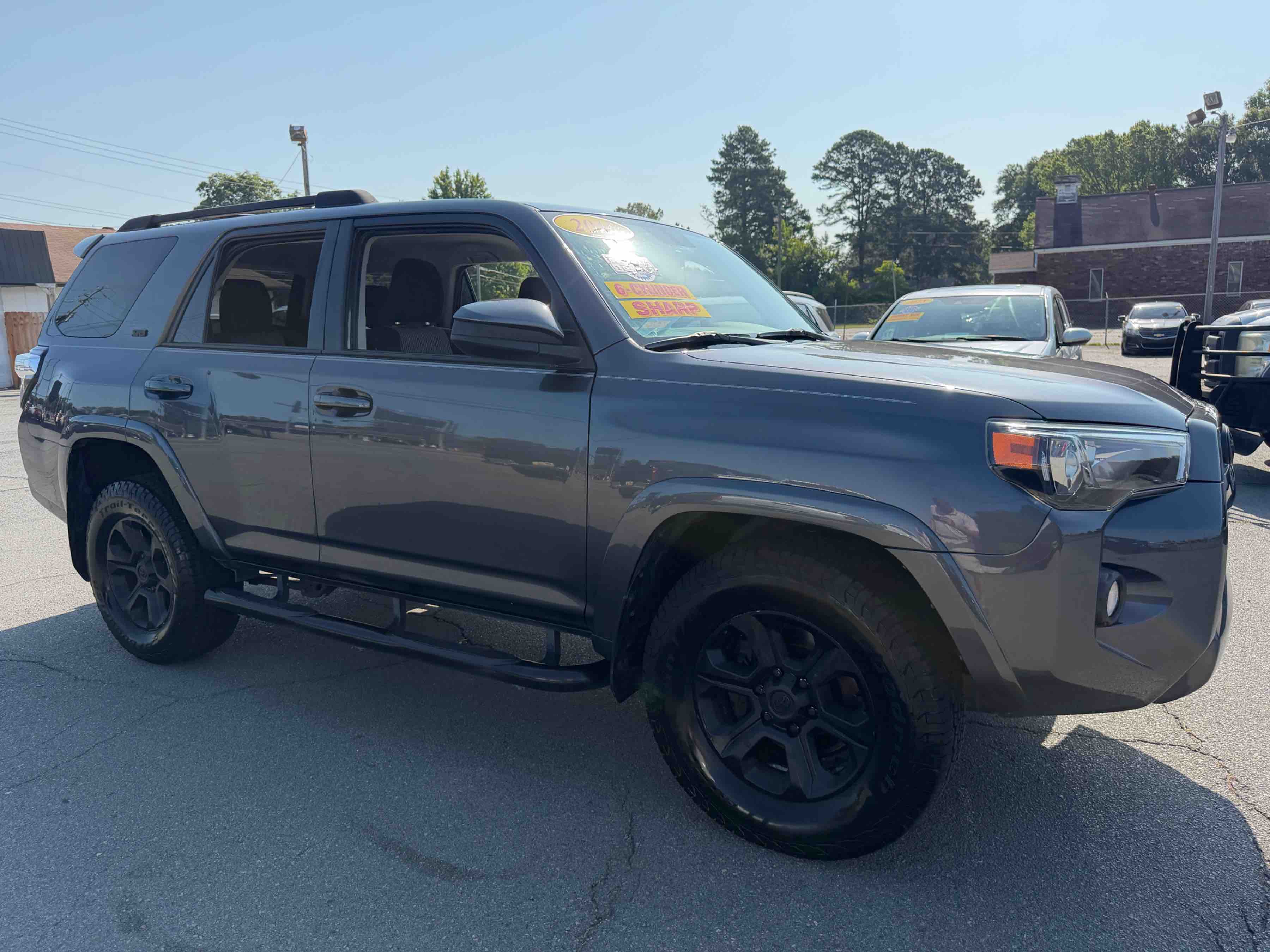 2016 TOYOTA 4Runner SR5 photo 3