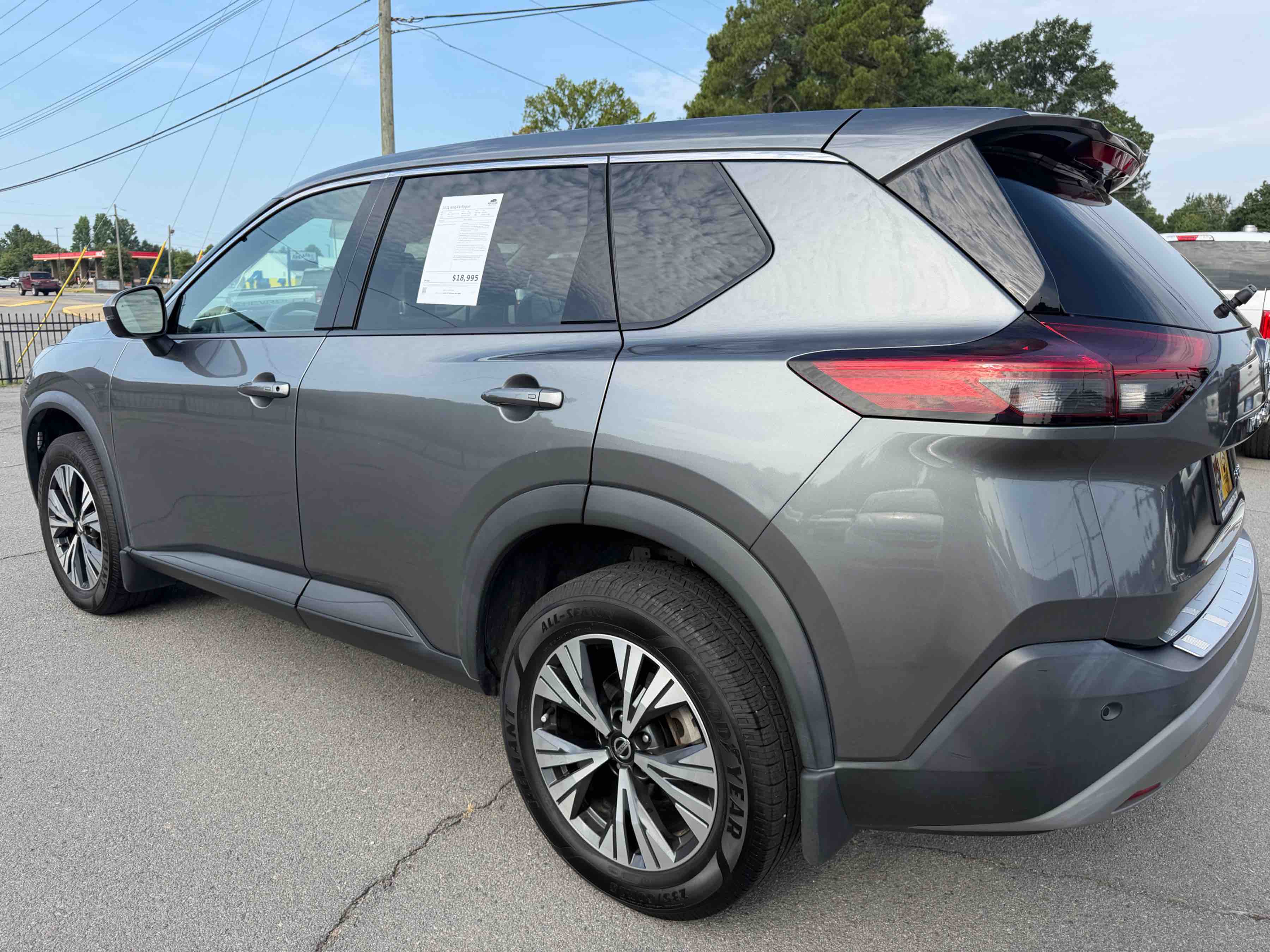 2021 NISSAN Rogue SV photo 6