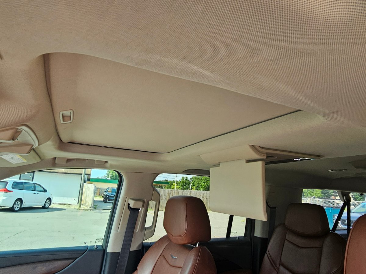 2018 CADILLAC Escalade ESV ESV Luxury photo 4