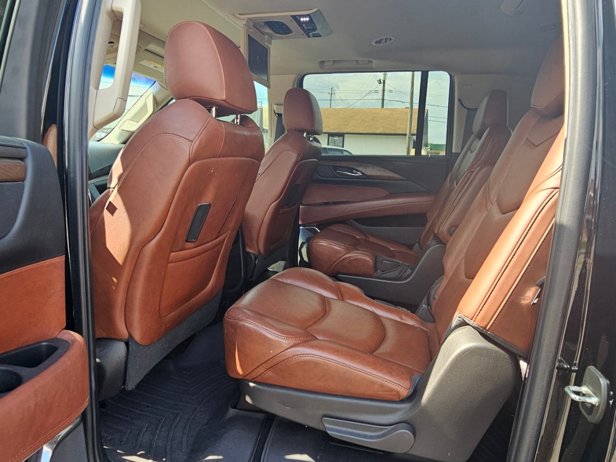 2018 CADILLAC Escalade ESV ESV Luxury photo 5