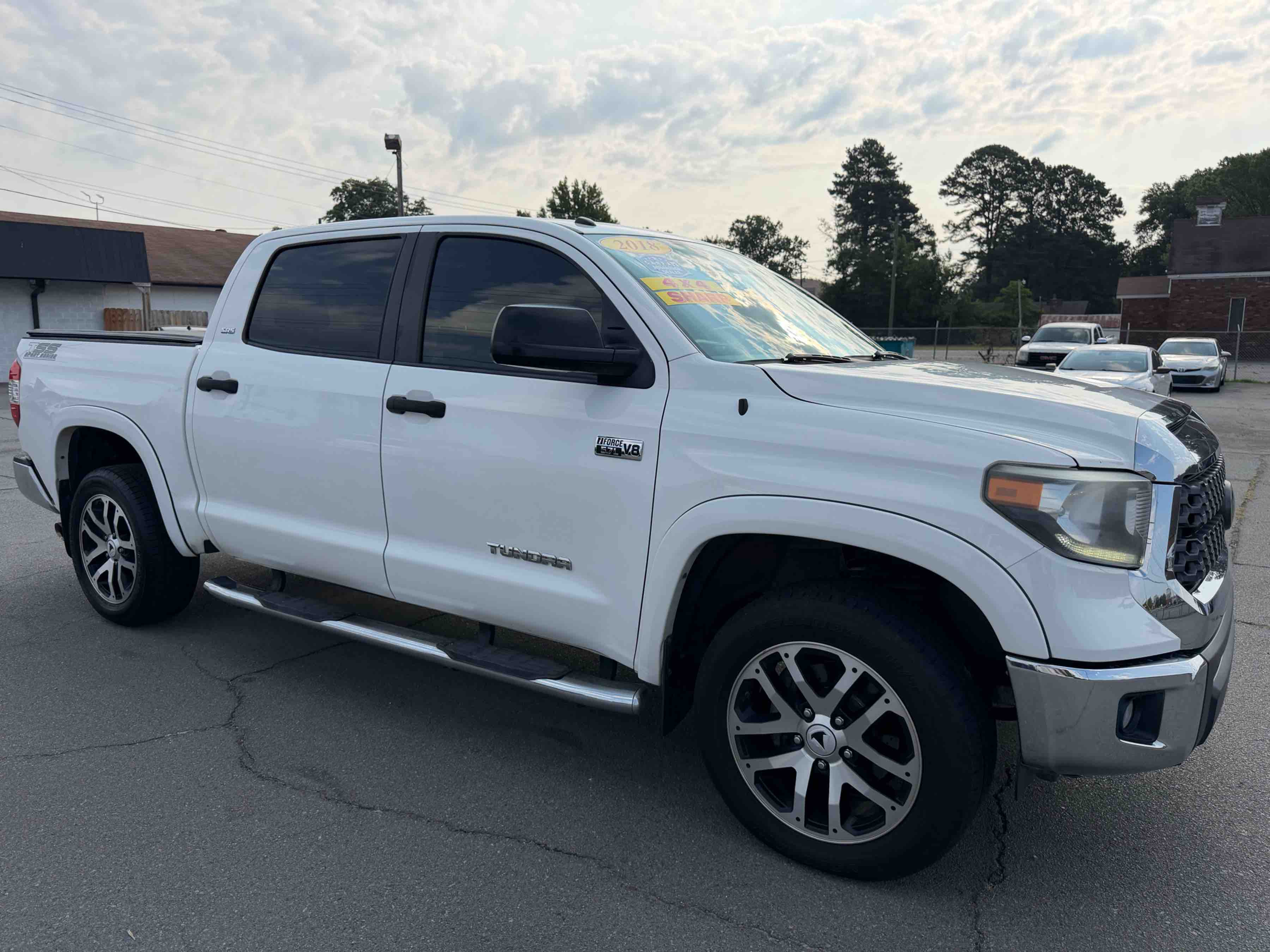 2018 TOYOTA Tundra SR5 photo 3