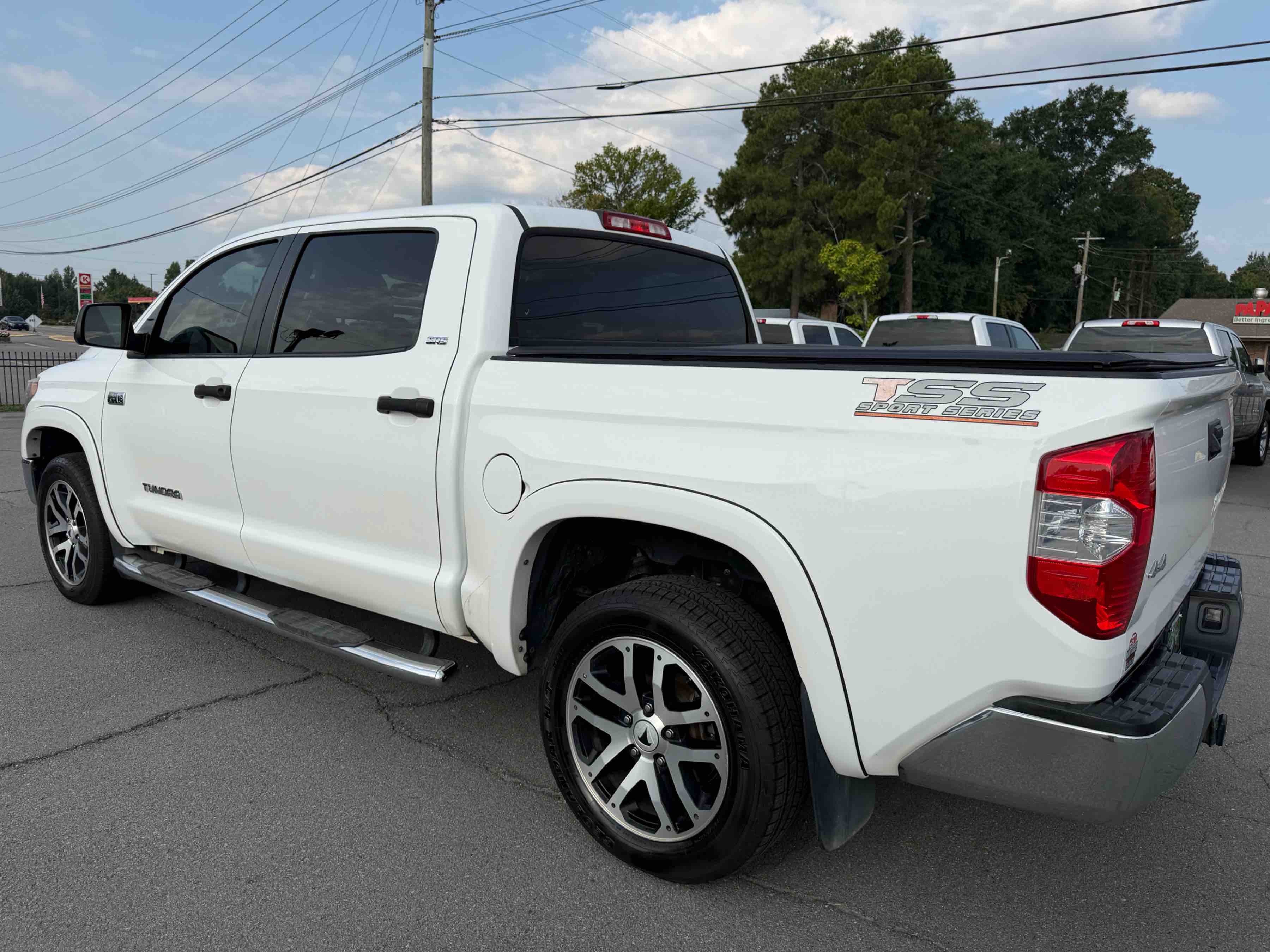 2018 TOYOTA Tundra SR5 photo 6